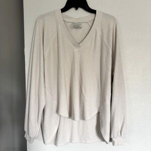Urban Outfitters Beige V-Neck Sweater